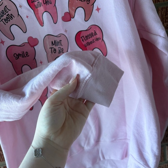 Pink Graphic Women's Sweater “Dentistry” Baby Pink Size Medium - Picture 6 of 6